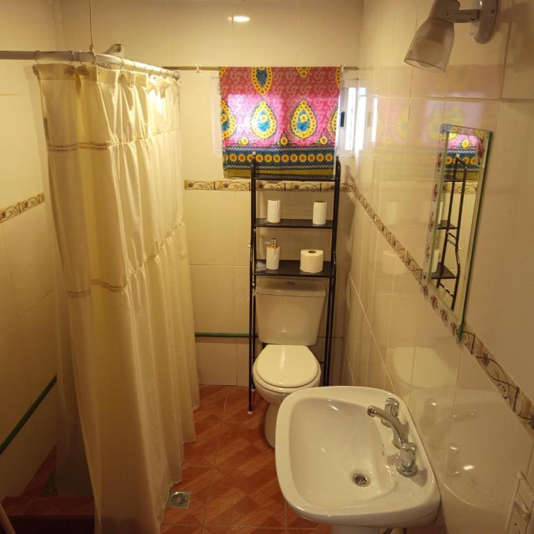 Dpto nqn muy buena ubicación - Apartamento de 1 dormitorio - 7