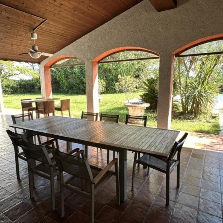 Private multi-family villa with pool and garden - Villa - 21