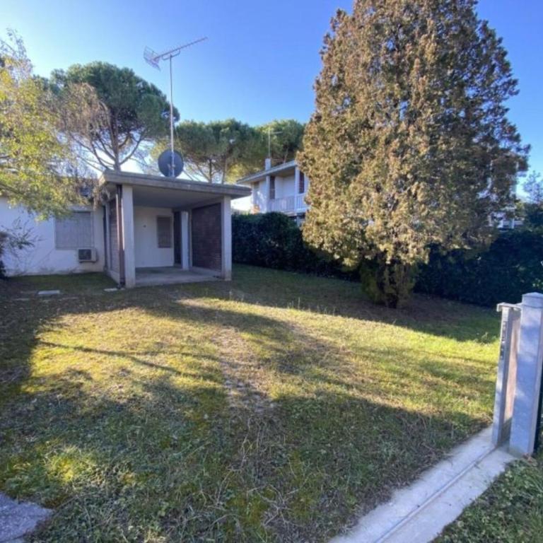 Familiar house with fenced garden in Bibione - Apartment - 7