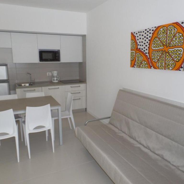 Tranquil getaway wit terraces and a pool - Apartment - 5