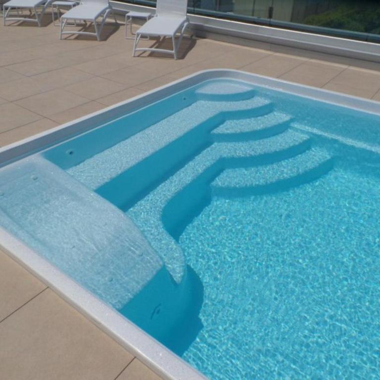 Tranquil getaway wit terraces and a pool - Apartment - 14