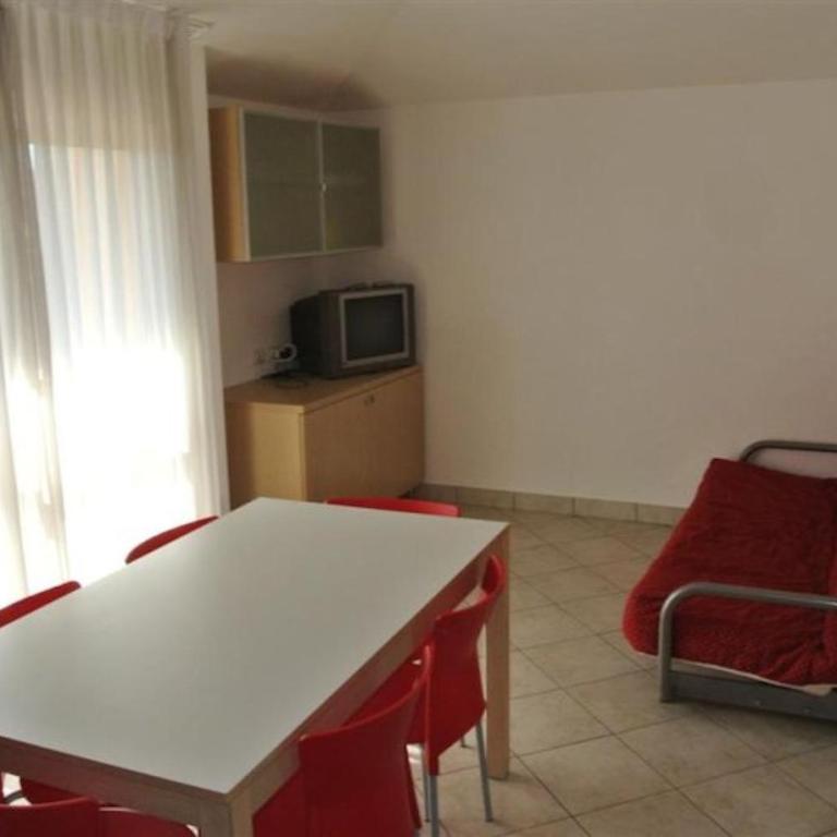 Enjoy your holiday 80m from the beach - Appartamento - 6