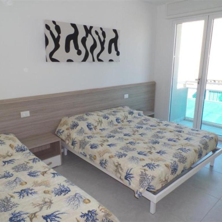 Central stay near the sea with two terraces - Apartment - 4