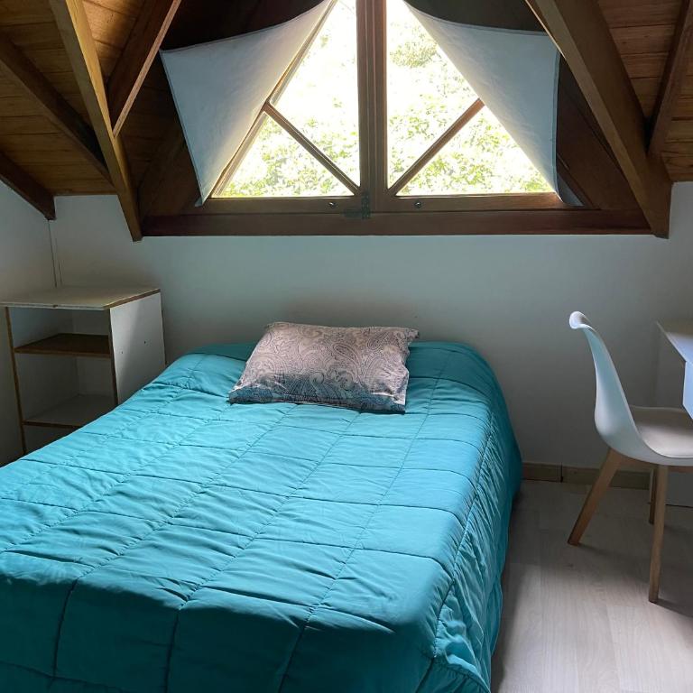 Casa con pileta Bosque Peralta Ramos - Four-Bedroom House - 4