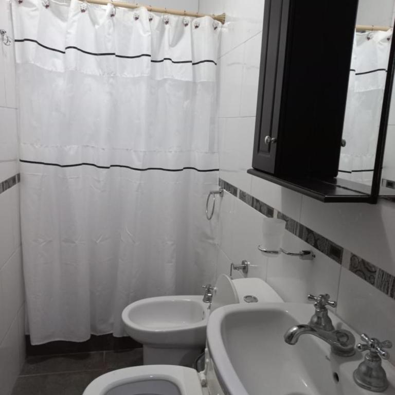 Rangi Lemu PB - Three-Bedroom House - 6