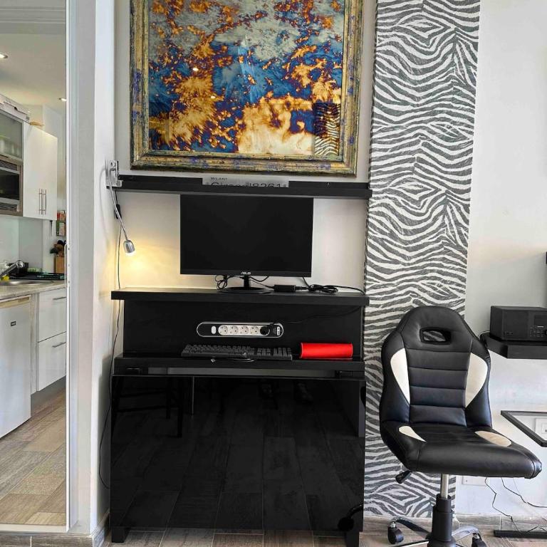 Best Location Plaza del Charco, Pool and Views and strong Wi-Fi - Apartamento de 1 dormitorio - 18