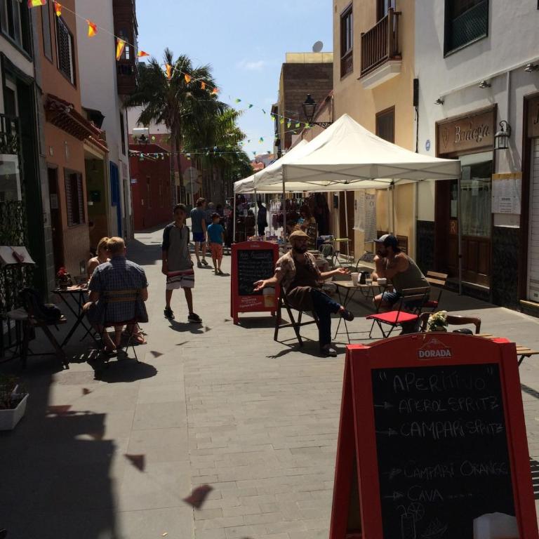 Best Location Plaza del Charco, Pool and Views and strong Wi-Fi - Apartamento de 1 dormitorio - 32