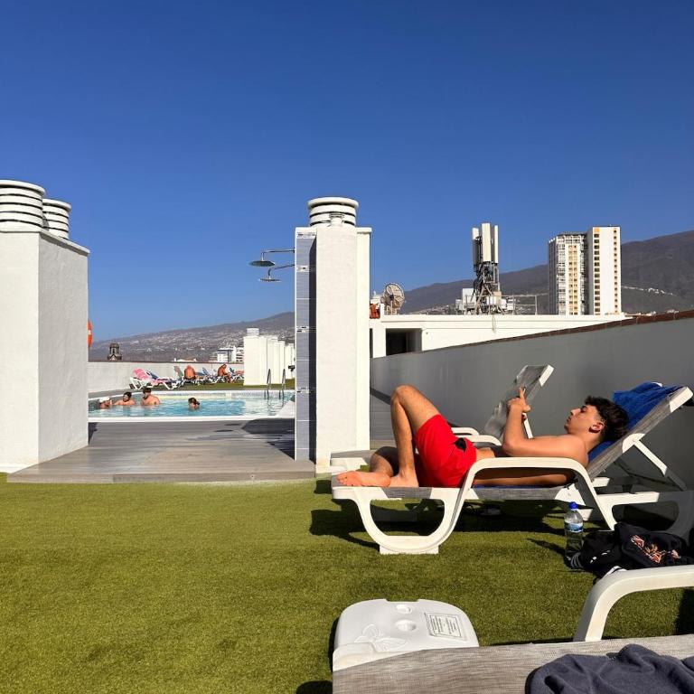 Best Location Plaza del Charco, Pool and Views and strong Wi-Fi - Apartamento de 1 dormitorio - 67
