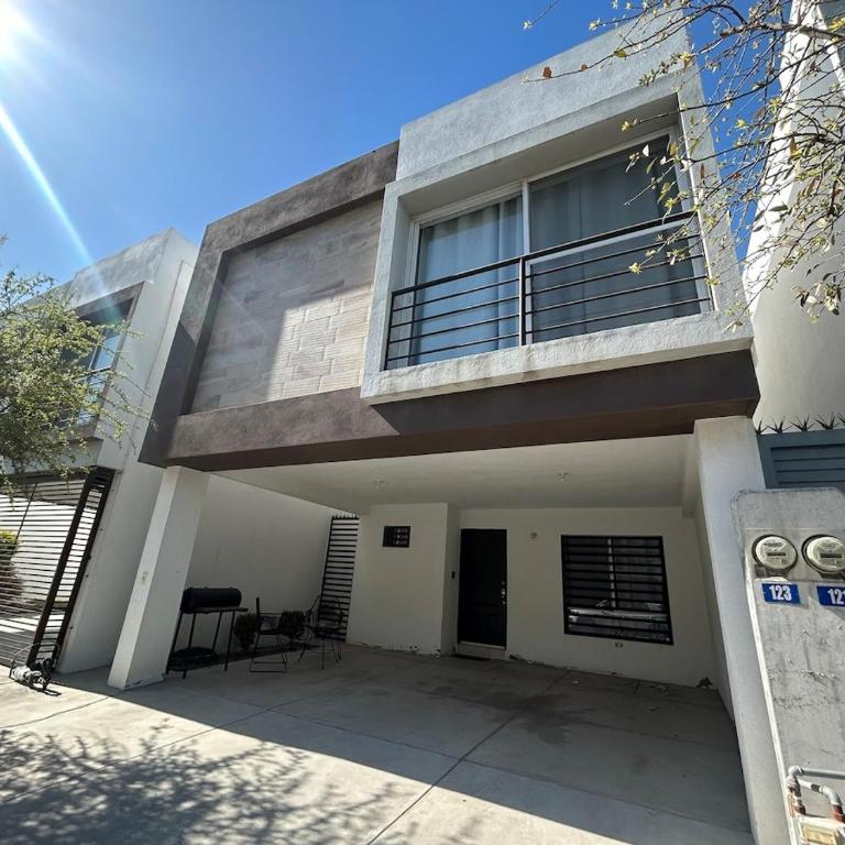 Residence with pool for 10 people FIFA World Cup 2026 - Three-Bedroom House - 5