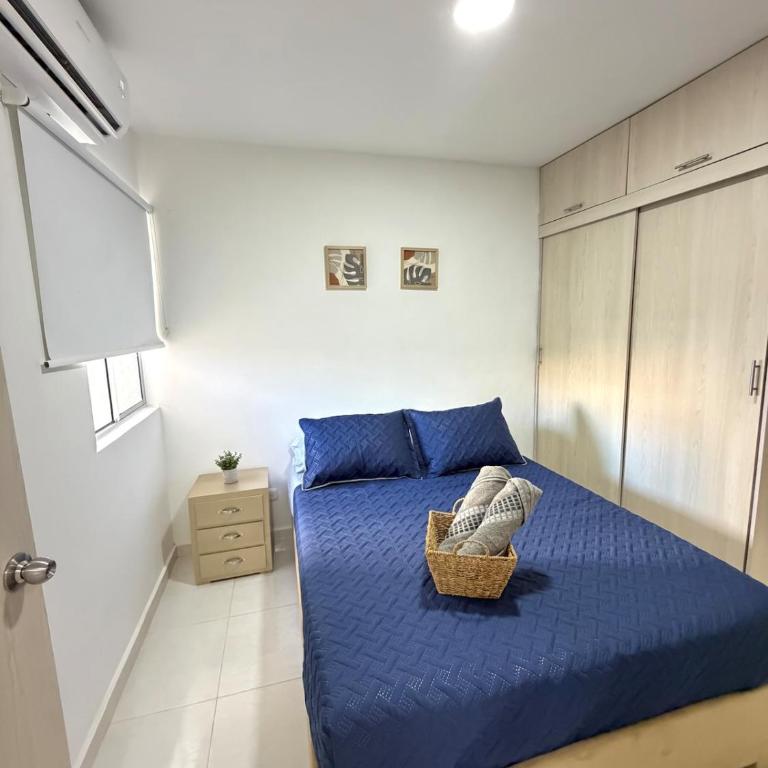 Apartamento Vacacional cerca del Mar y centro histórico - Three-Bedroom Apartment - 4