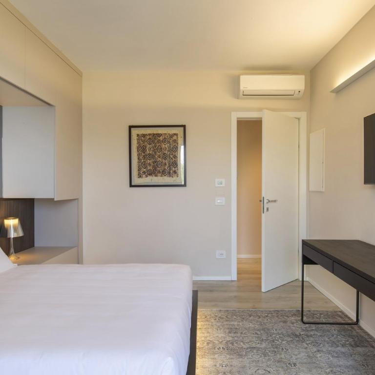 Penthouse Great View pool & Whirpool - Apartamento de 2 dormitorios con vistas al lago - 11