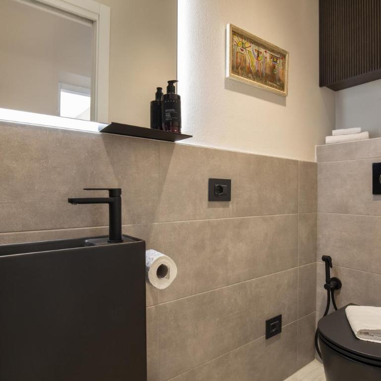 Penthouse Great View pool & Whirpool - Apartamento de 2 dormitorios con vistas al lago - 23