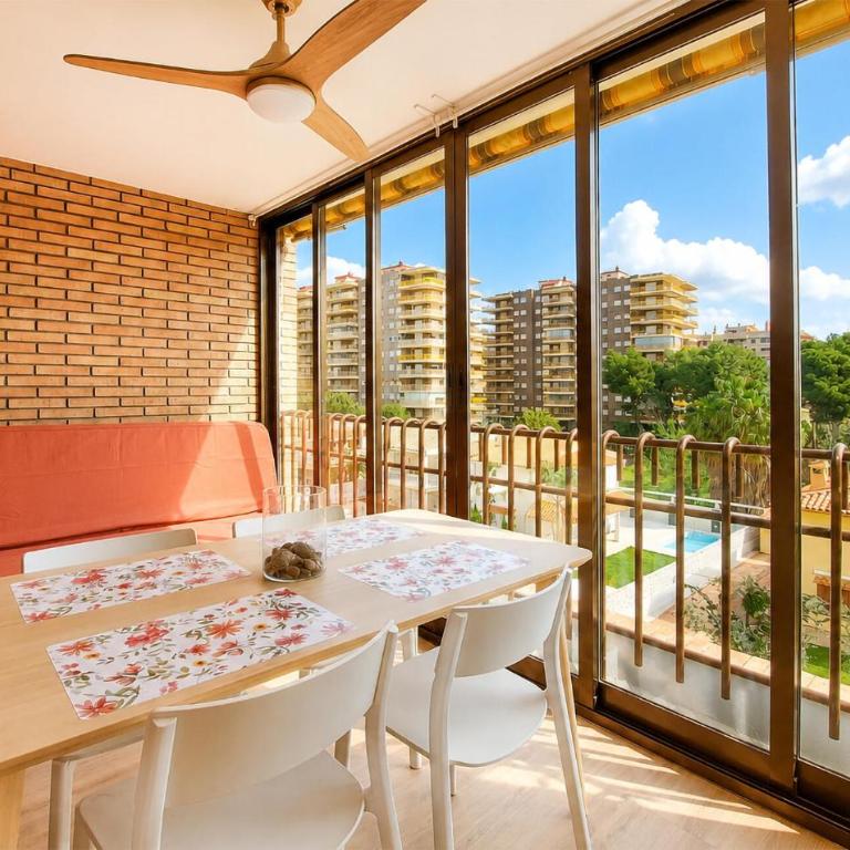2 Bedroom Awesome Apartment In Benicasim - Two-Bedroom Apartment with View - 1
