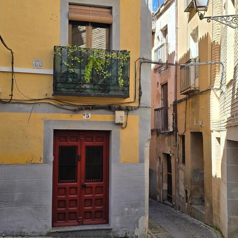 apto La Campana - One-Bedroom Apartment - 1