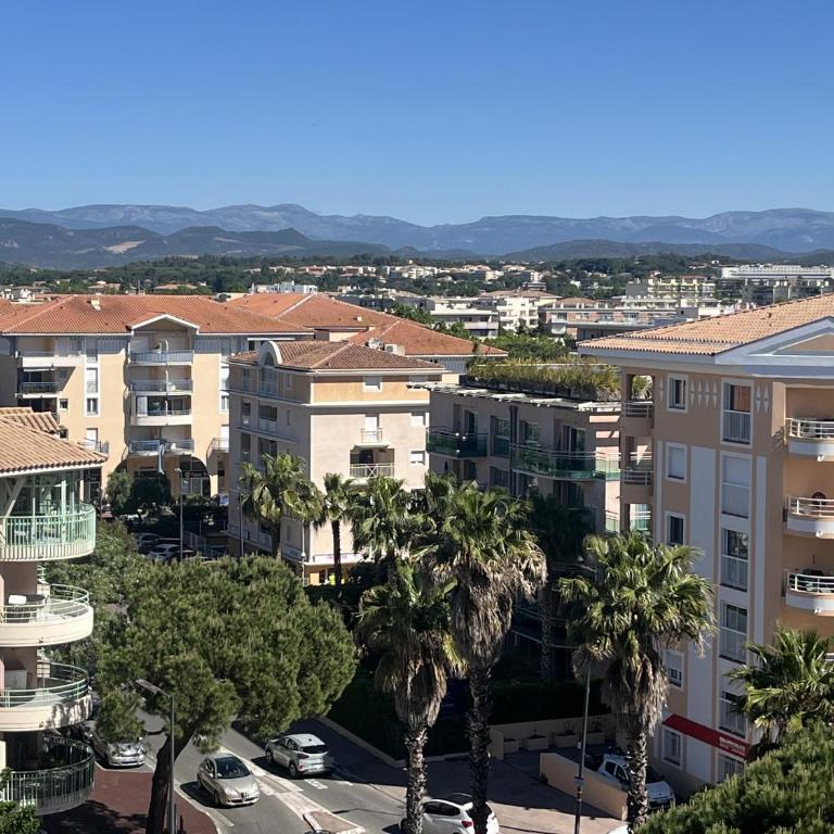 Frejus-Plage limite Port Frejus studio coin nuit - Studio - Vue sur Mer - 9