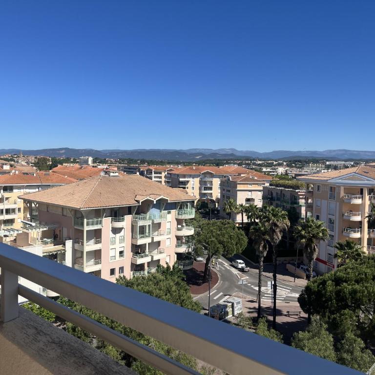 Frejus-Plage limite Port Frejus studio coin nuit - Studio - Vue sur Mer - 11