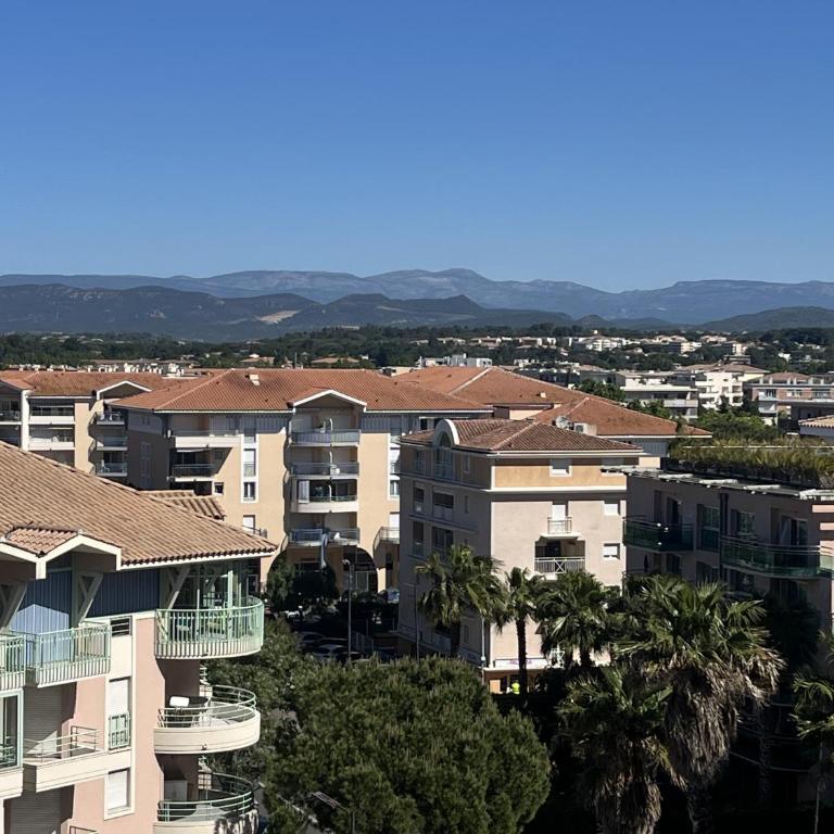 Frejus-Plage limite Port Frejus studio coin nuit - Studio - Vue sur Mer - 19