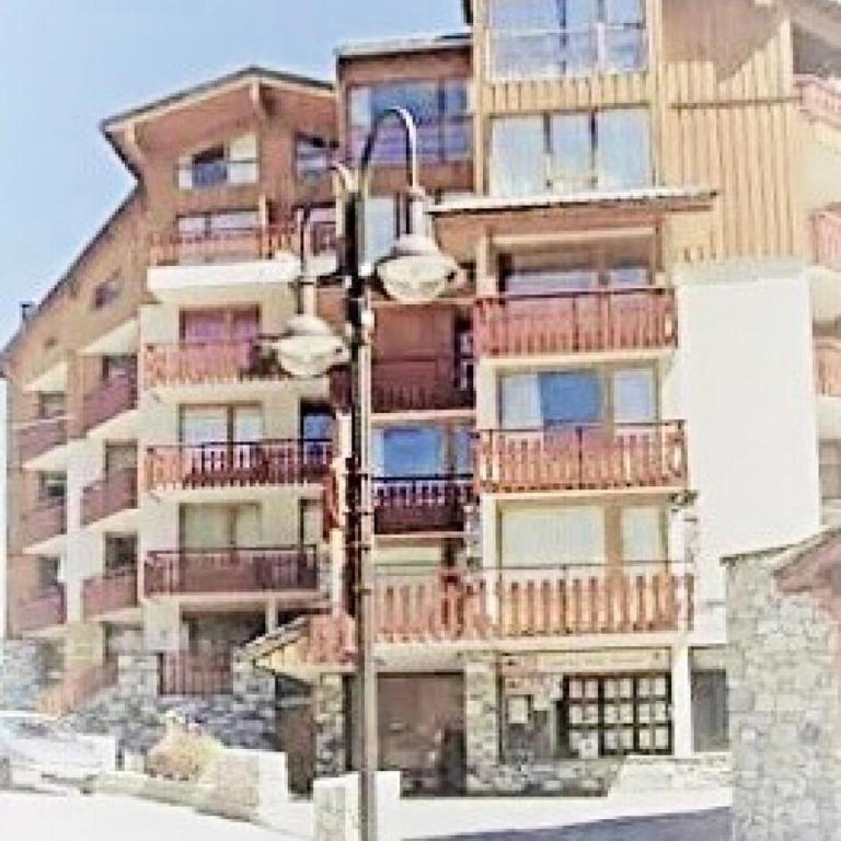 Résidence Le Rosset - Studio 4 personnes à Tignes proche des commerces, des pistes et de l'agence CIS dans le quartier du Rosset.Grand studio de 28m², MAE-2111 - Studio - 17