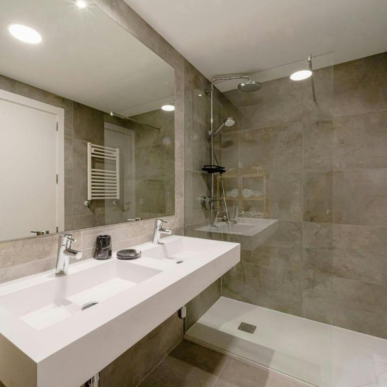 Habitación en Madrid - Apartamento con vistas - 28