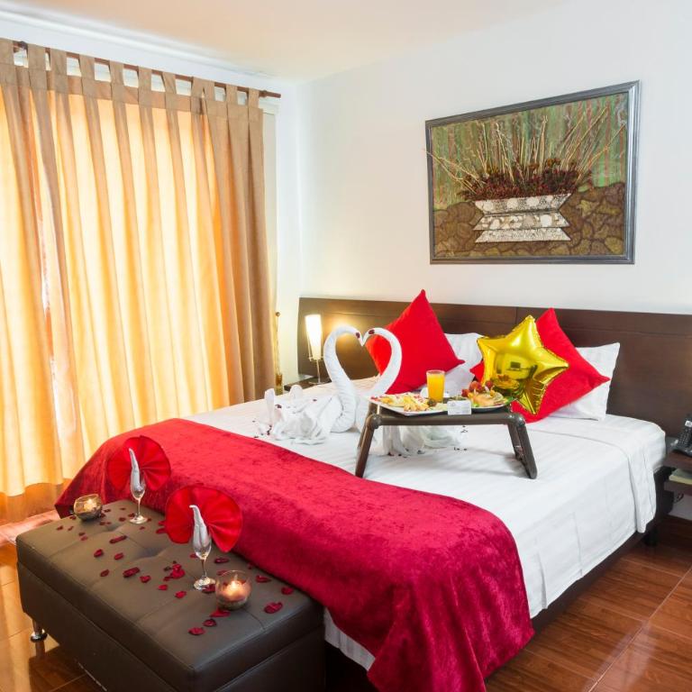 Casablanca Hotel, RestoBar, Catering, Eventos & Turismo en Garzón - Suite con cama extragrande - 10