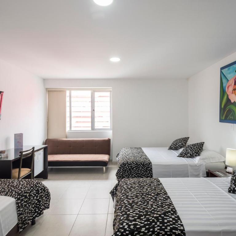 Casablanca Hotel, RestoBar, Catering, Eventos & Turismo en Garzón - Habitación Familiar Superior - 2
