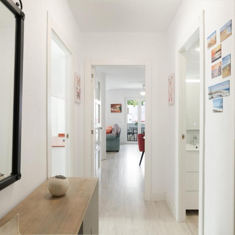 Apartamento Carril de la fuente - Two-Bedroom Deluxe Apartment with Balcony - 4