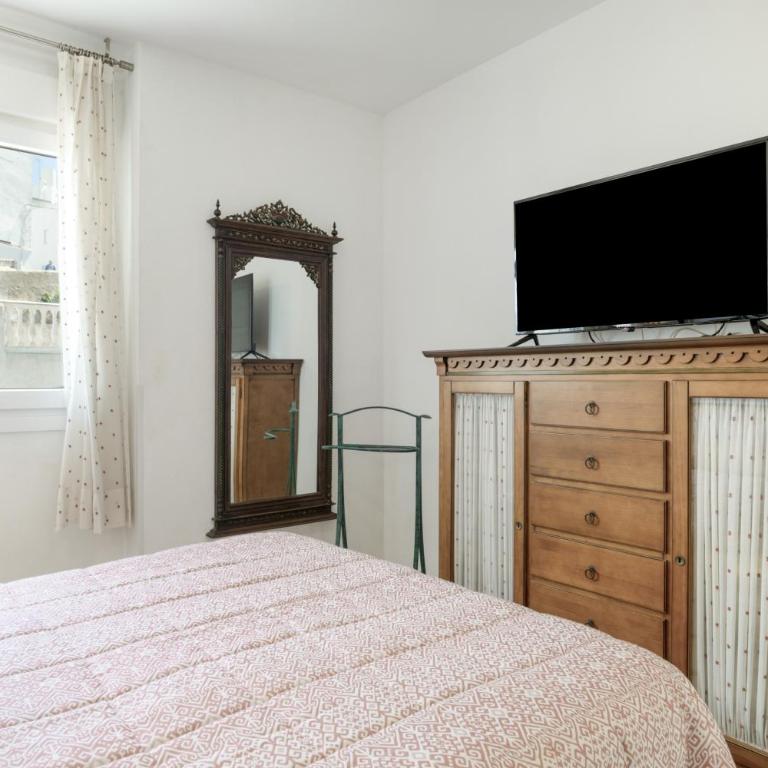 Apartamento Carril de la fuente - Two-Bedroom Deluxe Apartment with Balcony - 10