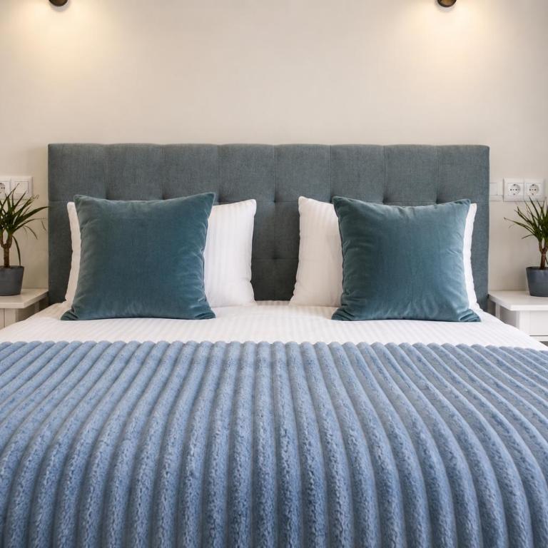 Boutique Coastal Retreat 2BR 2BA AC - Apartamento de 2 dormitorios - 3
