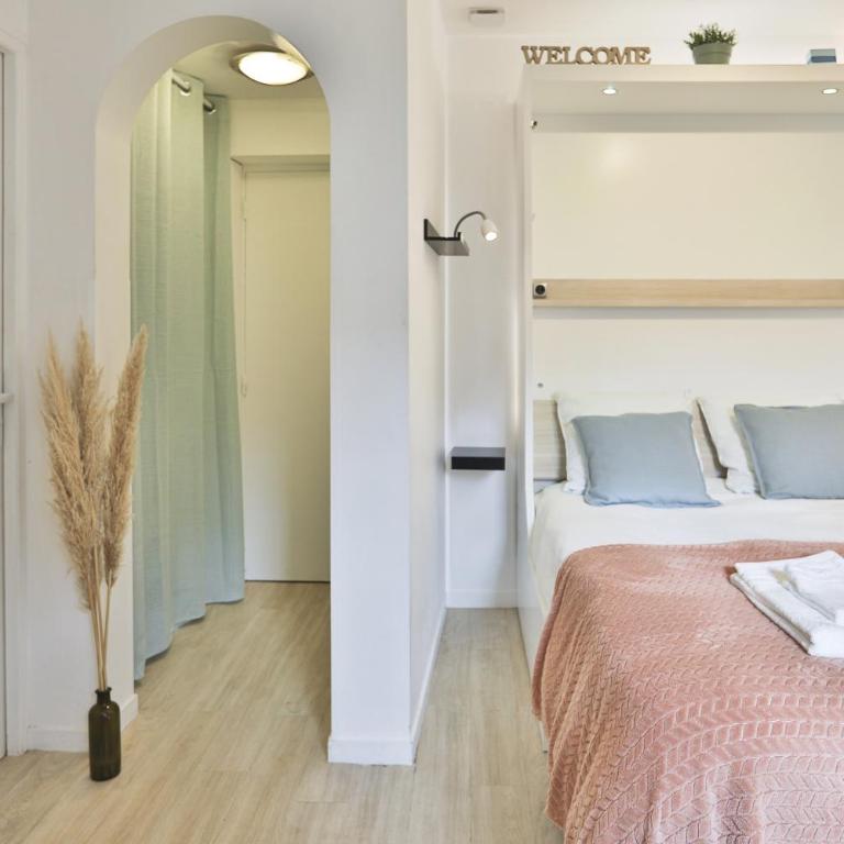 Sunny studio terrasse, hypercentre la plage à 2 pas ! - Studio mit Terrasse - 9