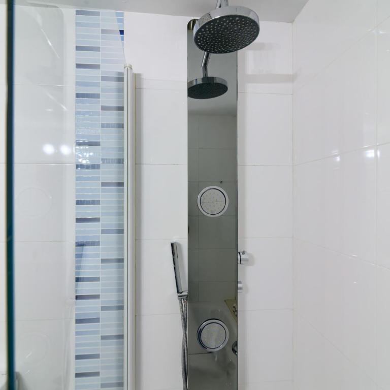 Sabbia Valencia Apartment - Deluxe Apartment - 4