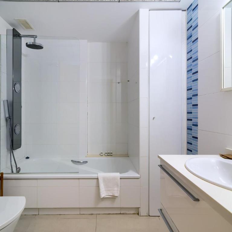 Sabbia Valencia Apartment - Deluxe Apartment - 11