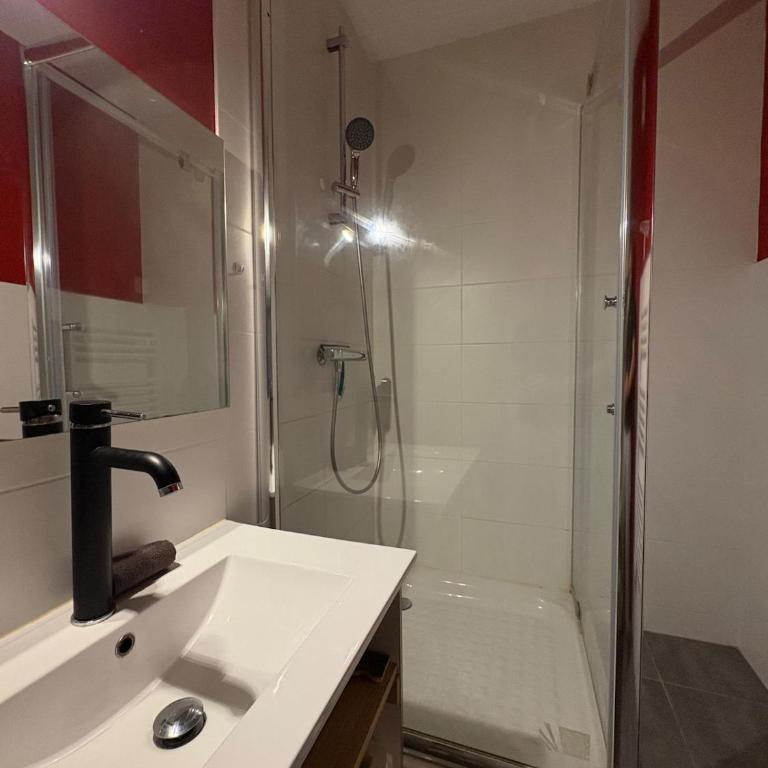 Douglas - Apartment mit 2 Schlafzimmern - 9