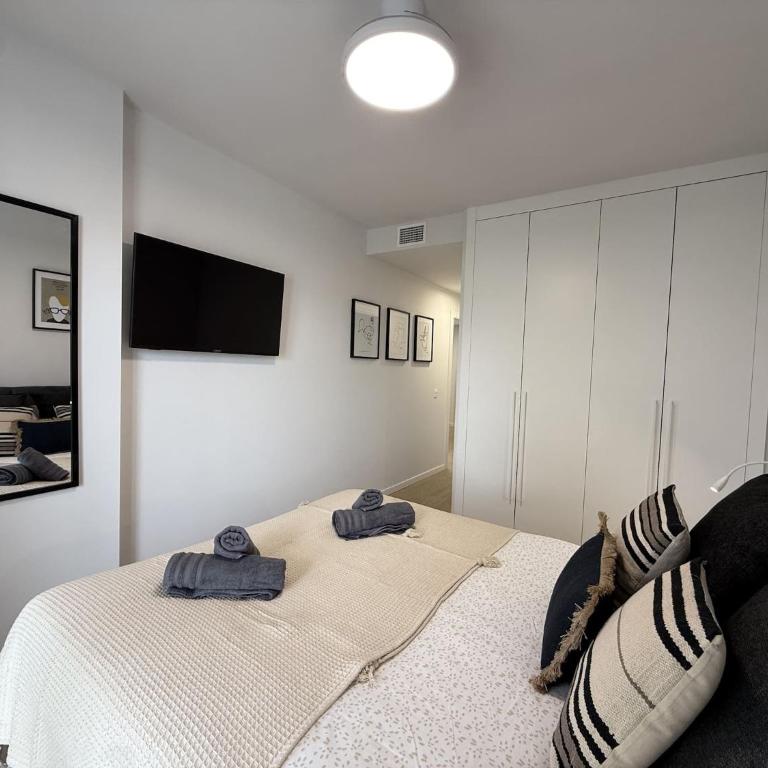 Modern and luxurious apartment in Nueva Andalucia - JARDINES DE GUADAIZA - Apartment mit 2 Schlafzimmern, einem Balkon und Meerblick - 8
