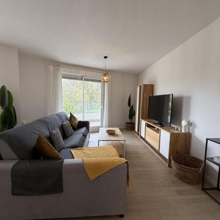 Modern and luxurious apartment in Nueva Andalucia - JARDINES DE GUADAIZA - Apartment mit 2 Schlafzimmern, einem Balkon und Meerblick - 26