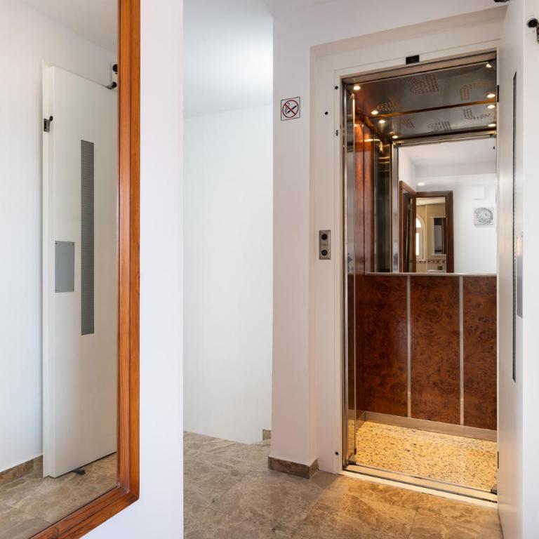 Townhouse with ocean views, BBQ, elevator, padel and pool - COSTA GALERA PARK 25 - Casa Vacacional de 3 dormitorios - 11