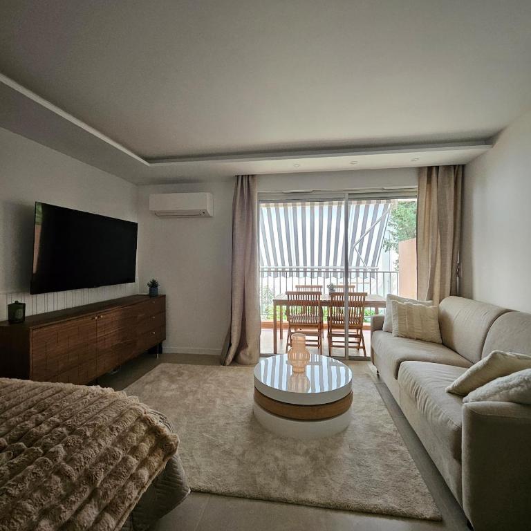 Magnifique studio à Saint Raphael à deux pas de la mer - Studio - 1