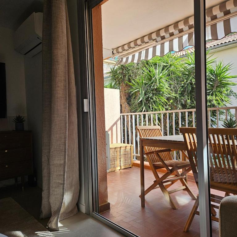 Magnifique studio à Saint Raphael à deux pas de la mer - Studio - 15