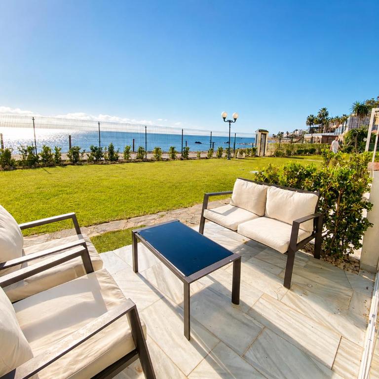 Aguamarina IV Frontline Beach, Direct Sea Views - Apartamento de 1 dormitorio - 1
