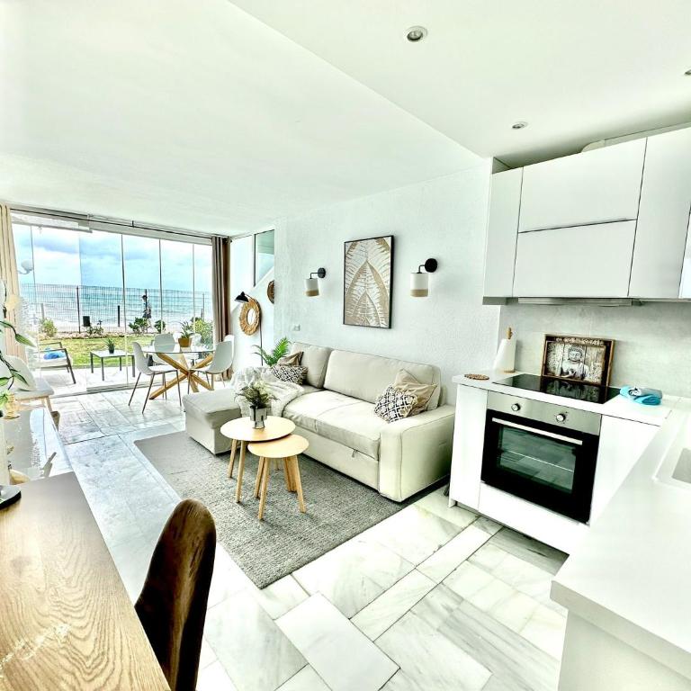 Aguamarina IV Frontline Beach, Direct Sea Views - Apartamento de 1 dormitorio - 4