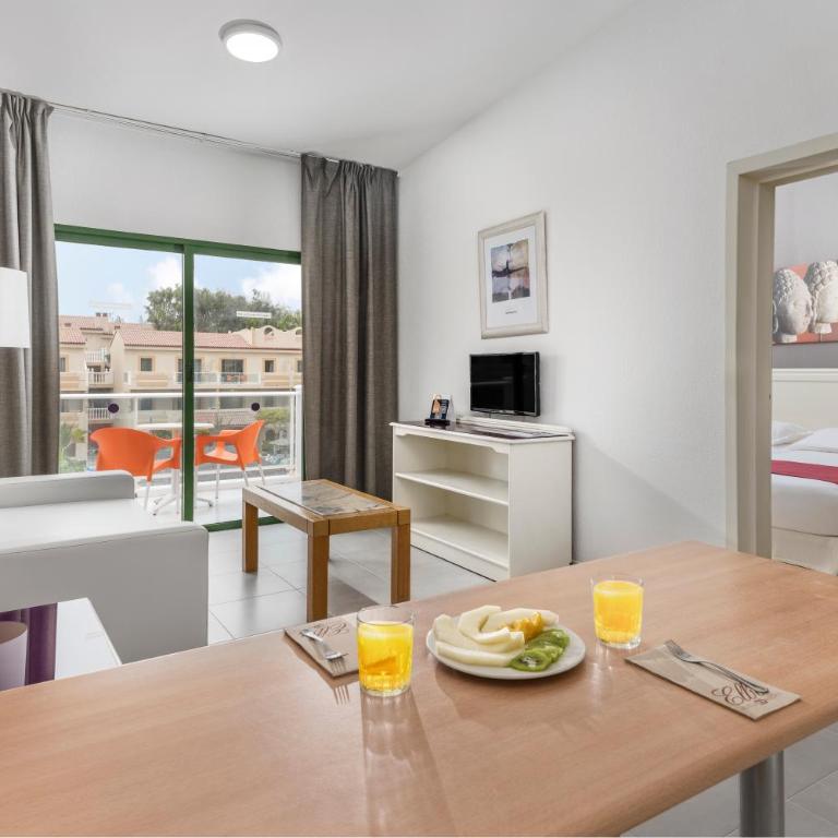 Elba Lucía Sport & Suite Hotel - Apartamento con vistas a la piscina (2 adultos) - 7