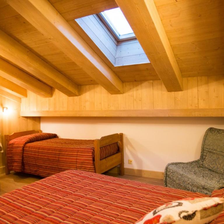 Hotel Restaurant La Barme - Camera Familiare (2 Adulti + 3 Bambini) - 16