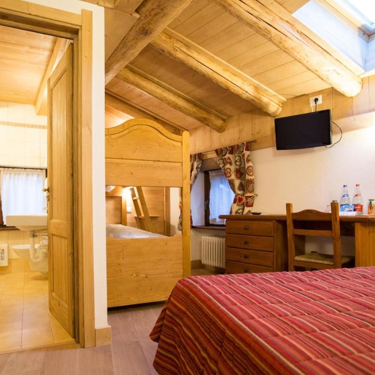 Hotel Restaurant La Barme - Camera Familiare (2 Adulti + 3 Bambini) - 17