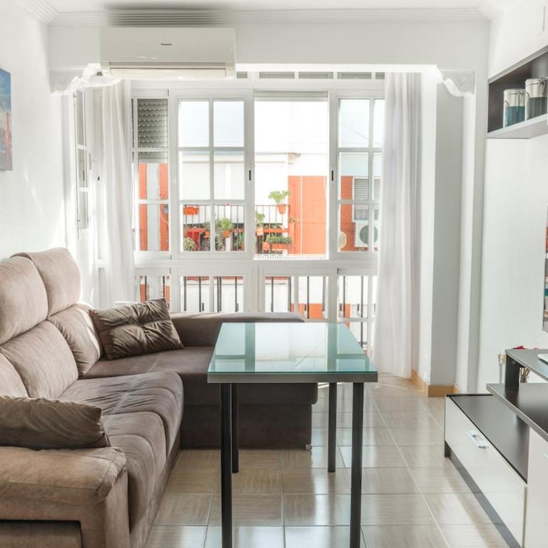 El corazón de Triana - Two-Bedroom Apartment - 21