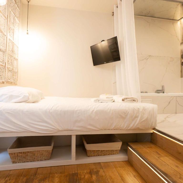 Studio cosy Love room - paris 18 -2P - Studio - 14
