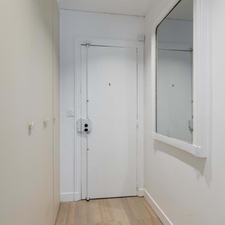 Grand studio refait a neuf Paris 16 - 4P - Apartment - 11
