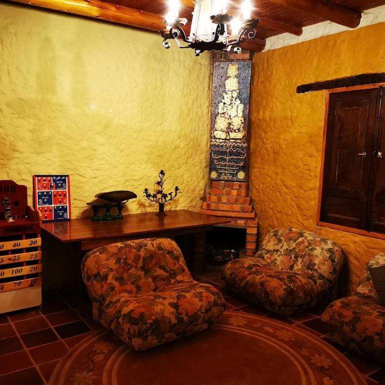 La Esperanza Magica-A house surrounded by mountains - Three-Bedroom Premium Apartment with Balcony - 21