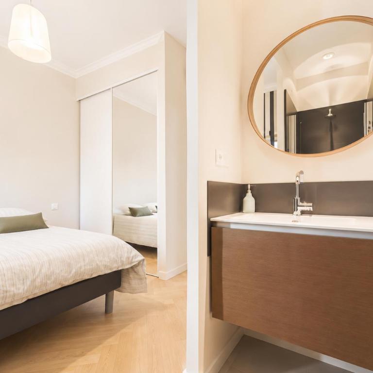 F3 Plein centre plage à 50 m (rue calme) parking possible - Two-Bedroom Apartment - 13