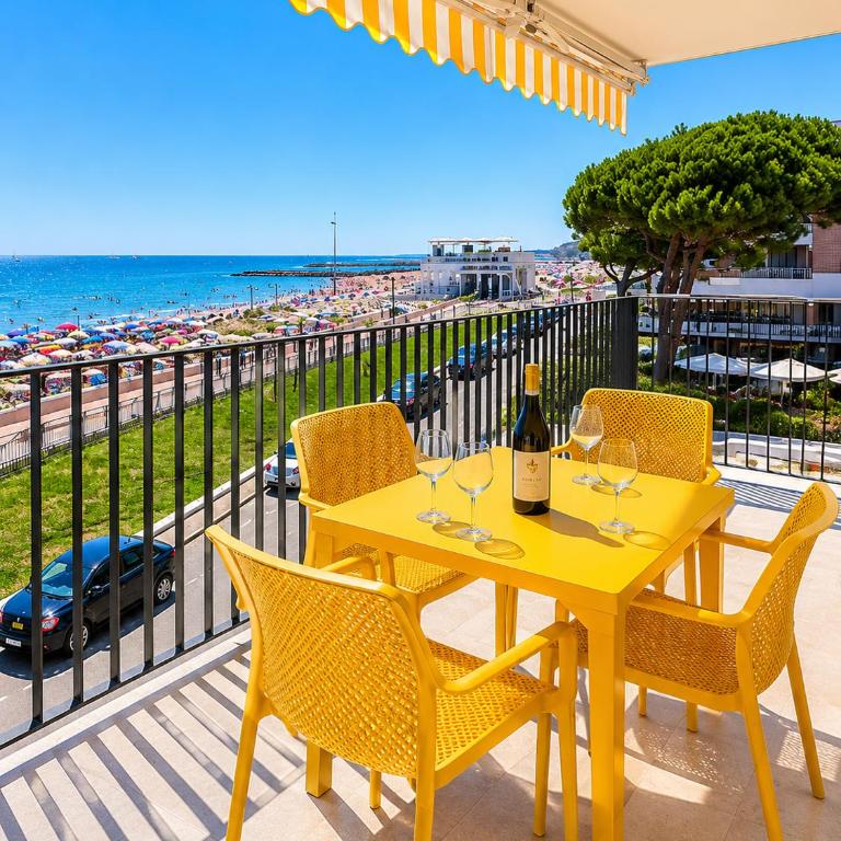 Nuovo Residence Serenissima Frontemare - Agenzia Cocal - Superior Two-Bedroom Apartment with Terrace and Sea Front - 1