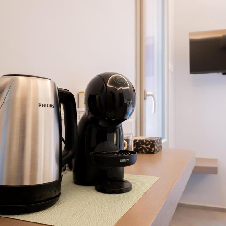 Rentwin-La Spina Suites - Deluxe Room - 4