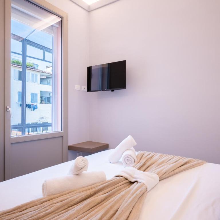 Rentwin-La Spina Suites - Deluxe Room - 8